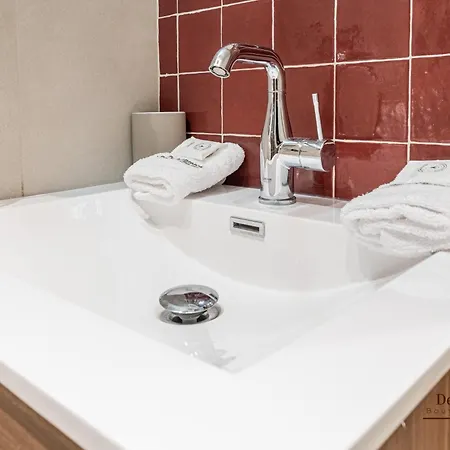 De Montescal Montparnasse Ac In A Prime Location 22 -36m2 Apartment