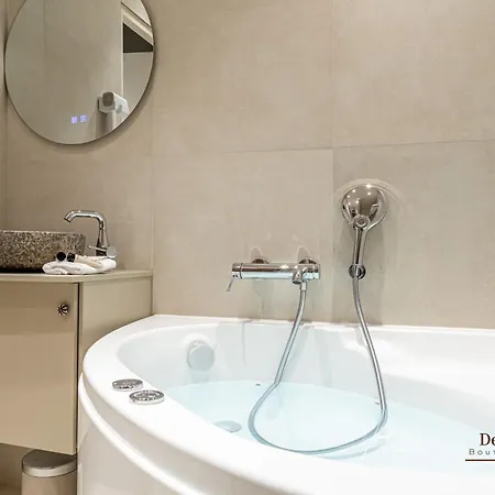 De Montescal Montparnasse Ac In A Prime Location 22 -36m2 Párizs