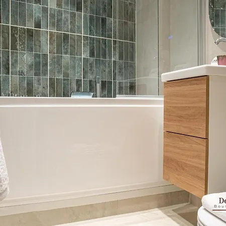 Apartman De Montescal Montparnasse Ac In A Prime Location 22 -36m2 *