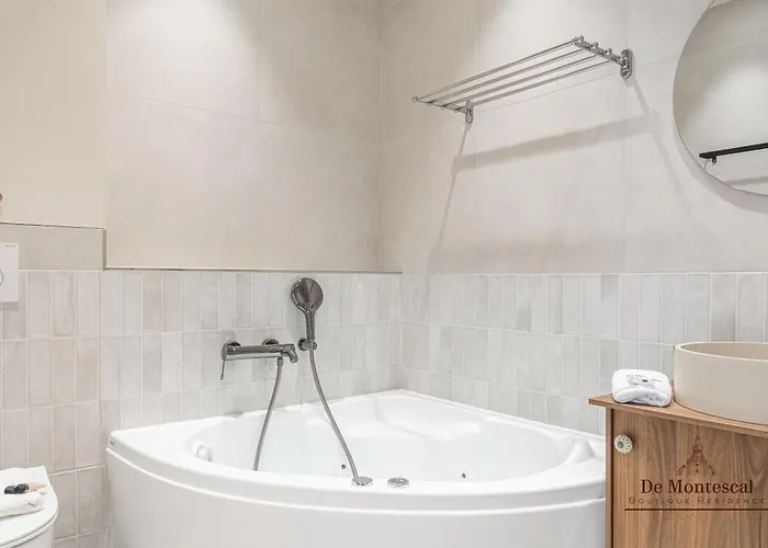 Montparnasse Ac In A Prime Location 22 -36m2