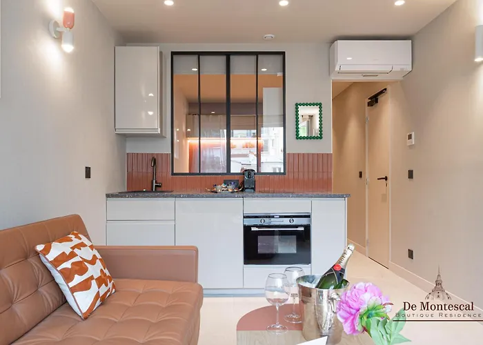 Montparnasse Ac In A Prime Location 22 -36m2 *