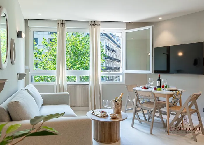 Montparnasse Ac In A Prime Location 22 -36m2 *