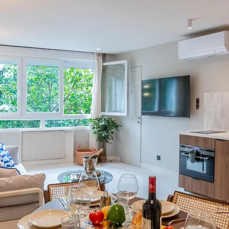 De Montescal Montparnasse Ac In A Prime Location 22 -36m2 *