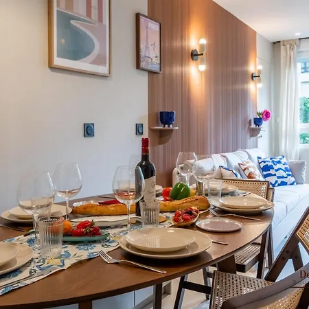 De Montescal Montparnasse Ac In A Prime Location 22 -36m2 Párizs